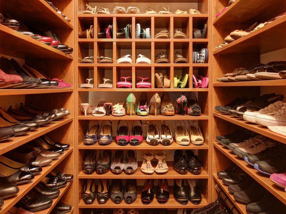 shoe vault